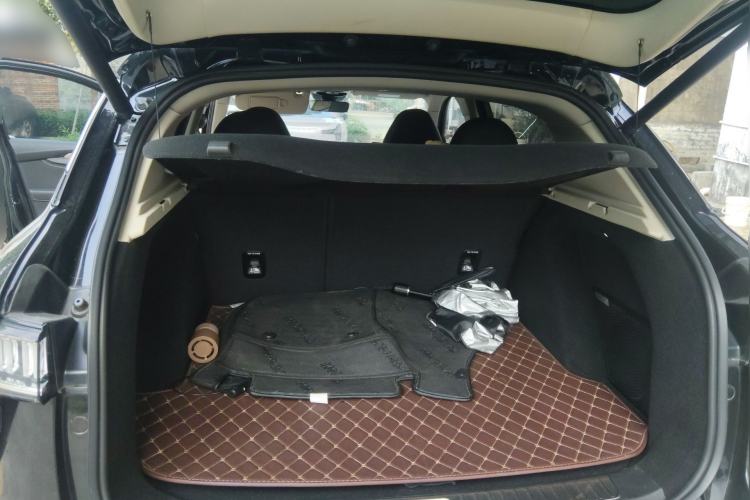 Used Lynk & Co 01 2017 2.0T Two-Wheel Drive Pro Edition Trunk