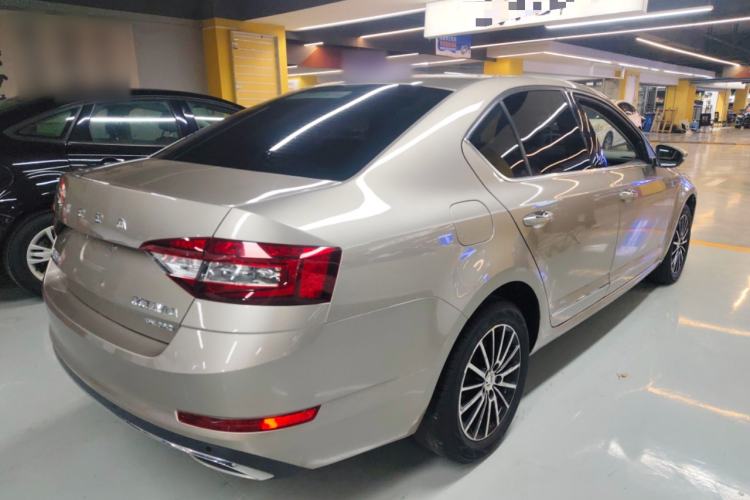 Used Skoda Octavia 2019 TSI230 DSG SmartDrive Luxury Edition China VI