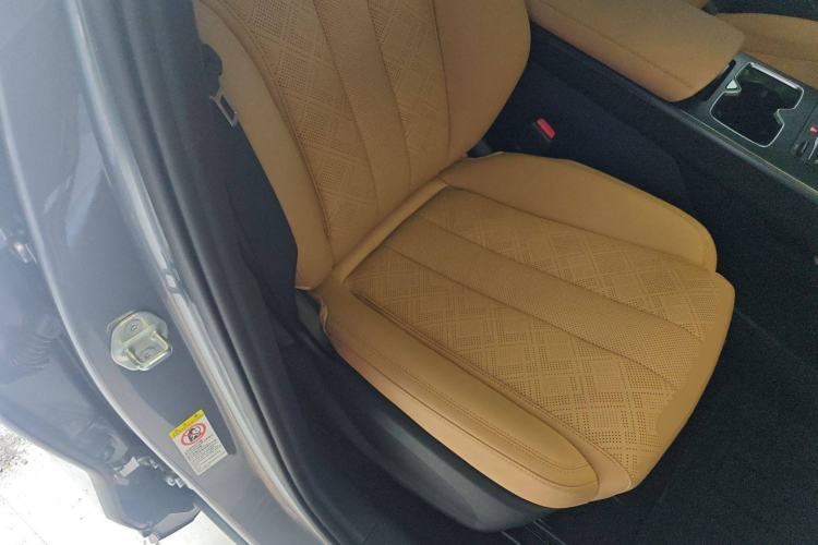 Used BYD Song L DM-i 2024 112 km Leading Edition