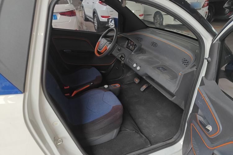 Used Baojun E100 2019 250KM Smart Drive Edition Right Front Seat