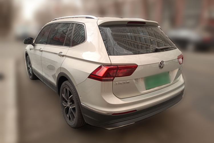 Used Volkswagen Tiguan L 2019 380TSI Automatic All-Wheel Drive Luxury Edition with 7 Seats China VI Standard