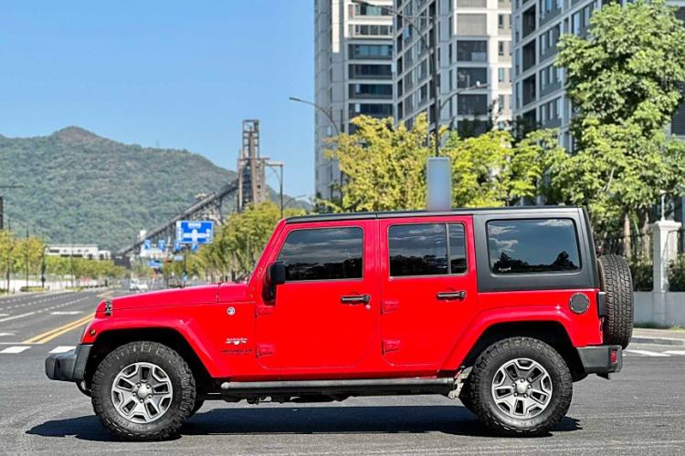 Used Jeep Wrangler 2017 3.0L Sahara Four-Door Comfort Edition