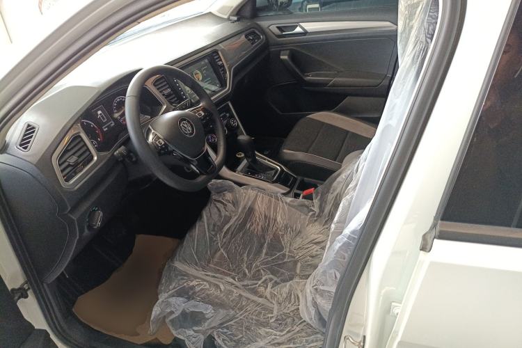 Used Volkswagen T-ROC 2018 230TSI DSG Two-Wheel Drive Advanced Version China V Standard
