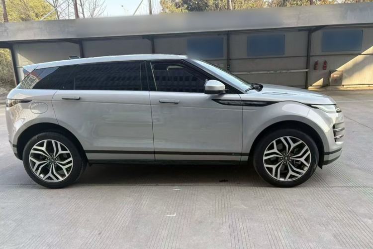 Used Land Rover Range Rover Evoque 2021 Range Rover Velar 249 PS R-Dynamic S Performance Edition