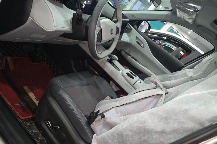 Used CHANGAN UNI-Z 2025 1.5T Luxury Version
