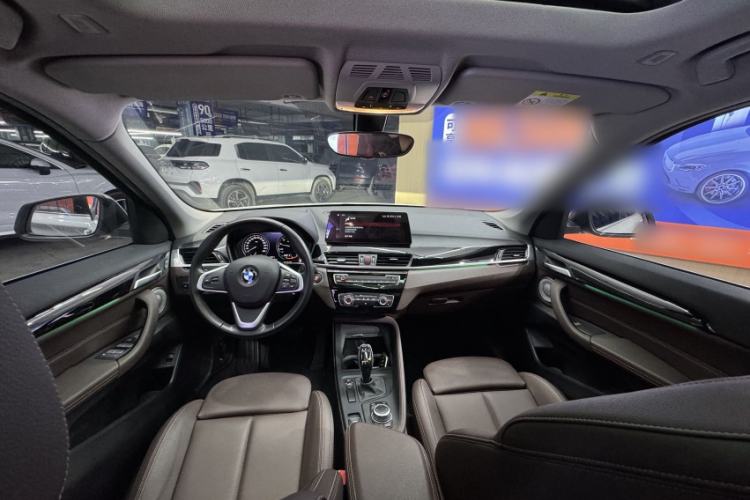 Used BMW X1 2022 sDrive20Li Fashion Model Audio And AC Panel