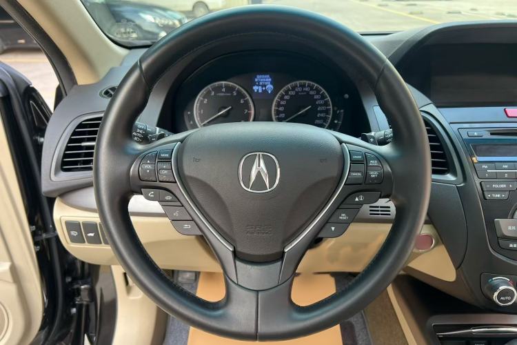 Used Acura RDX 2013 3.0L Two-Wheel Drive Elite Edition
