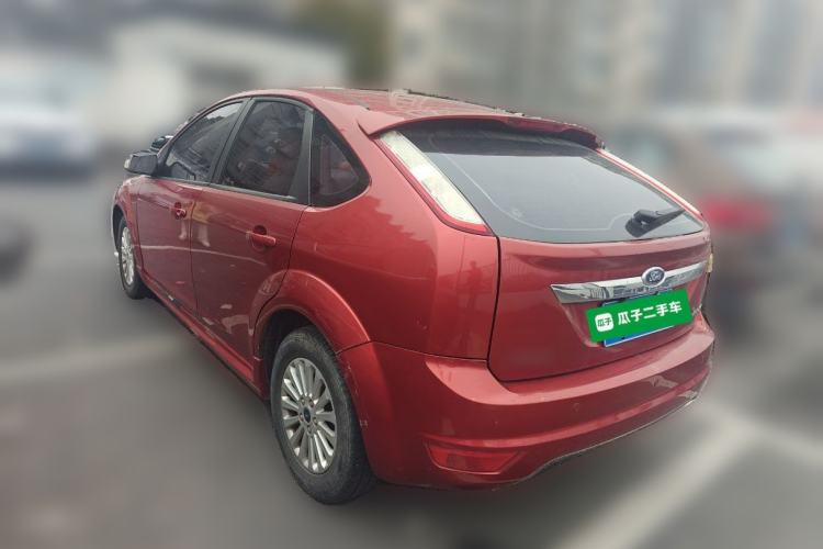 Used Ford Focus 2013 Hatchback Classic 1.8L Automatic Fashion Edition
