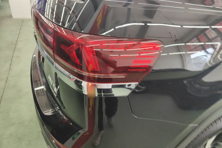 Used Volkswagen Teramont 2022 380TSI Four-Wheel Drive Luxury Edition Right Rear Taillight