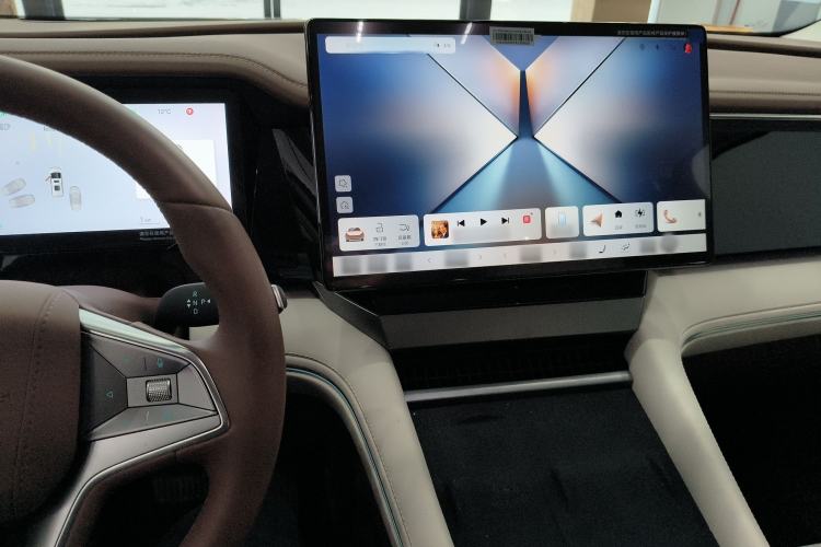 Used BYD Xia 2025 DM-i 1.5T 180km Beyond Edition
