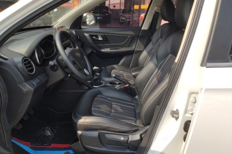 Used Bestune X40 2017 1.6L Manual Luxury Edition Left Front Seat