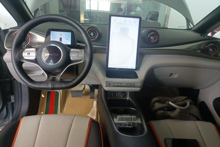 Used BYD Dolphin 2021 405 km Fashion Edition
