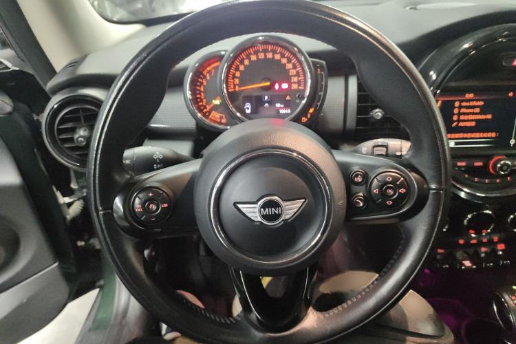 Used MINI MINI 2016 1.5T COOPER Avant-Garde