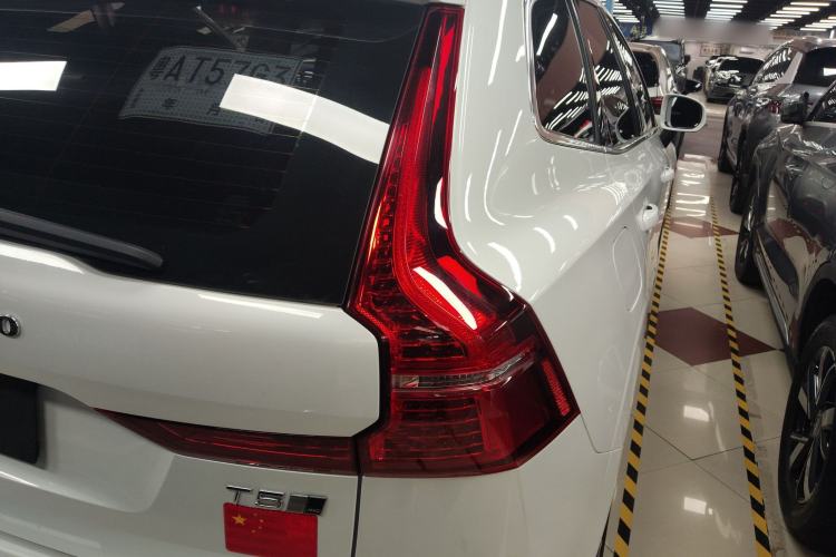 Used Volvo XC60 2021 T5 4x4 Smart Luxury Edition