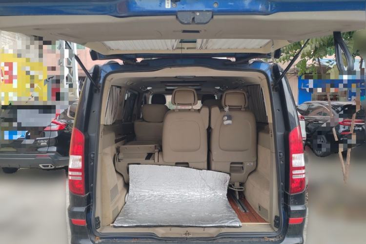 Used Mercedes-Benz Viano 2011 2.5L Navigator Edition
