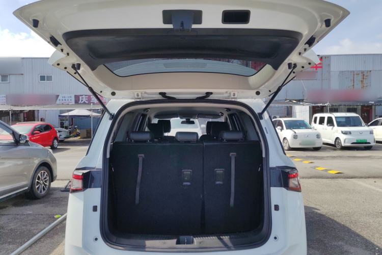 Used Wuling Jiachen 2022 1.5T Manual Comfort & Dynamic Version
