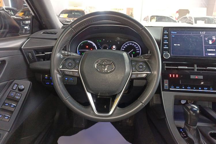 Used Toyota Avalon 2019 Dual-Engine 2.5L Luxury Edition China VI Standard
