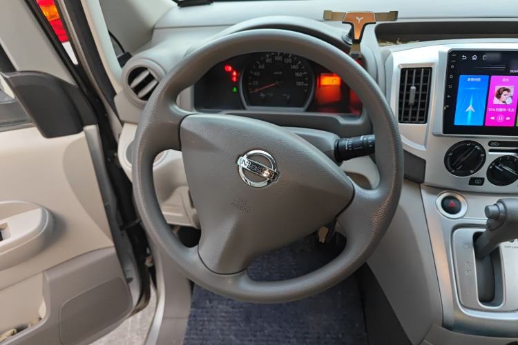 Used Nissan NV200 2016 Revised Version 1.6L CVT Luxury Edition
