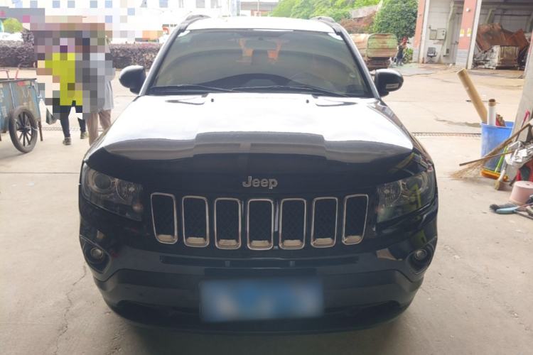 Used Jeep Compass 2014 2.0L two-wheel drive sport version