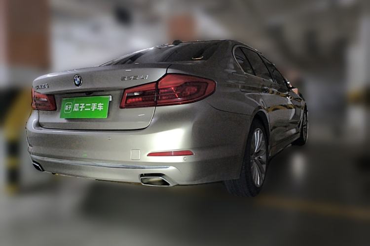 Used BMW 5 Series 2018 525Li Luxury Package
