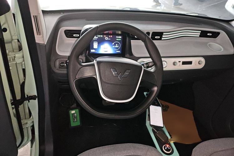 Used Wuling Hongguang MINIEV 2021 Macaron Premium Model – Lithium Iron Phosphate