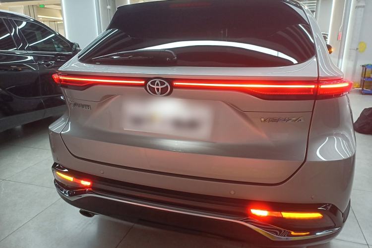 Used Toyota Venza 2022 2.0L CVT Two-Wheel Drive Prestige Edition