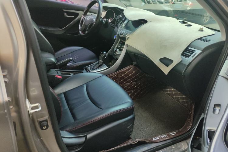 Used Hyundai Elantra (5th Generation / Langdong) 2016 1.6L Automatic Prestige Model Right Front Seat