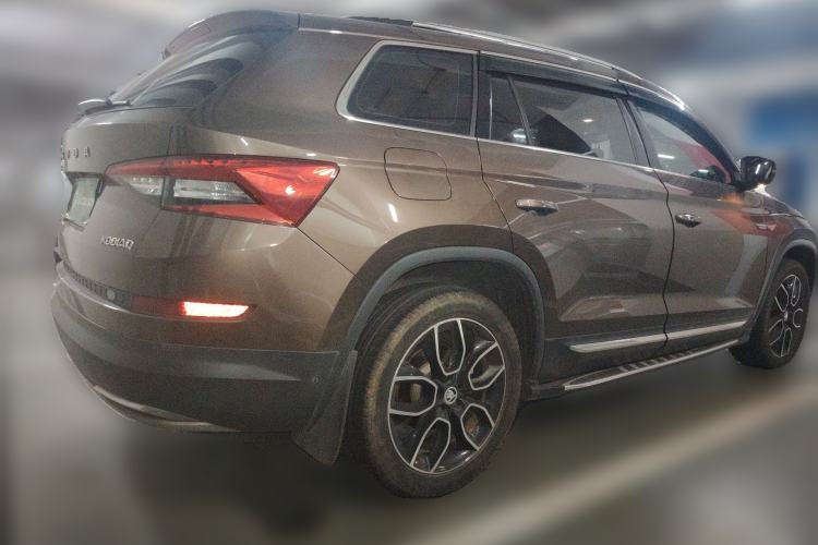 Used Skoda Kodiaq 2019 Facelifted TSI380 7-Seater All-Wheel-Drive Flagship Version China VI Standard