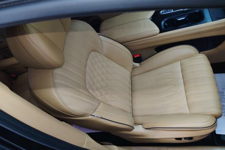 Used VOYAH Dream 2022 Low-Carbon Edition Dream+ Smart Enjoyment Package Right Front Seat