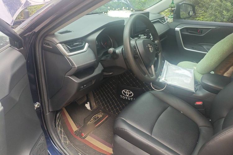 Used Toyota RAV4 2022 2.0L CVT Two-Wheel Drive Urban Edition