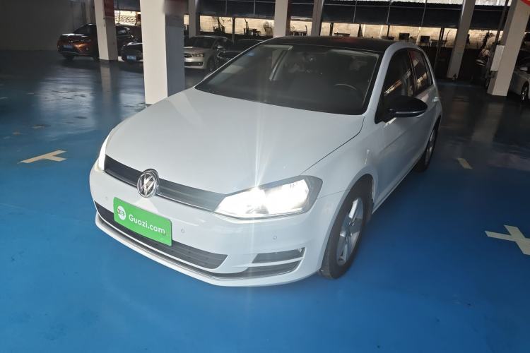 Used Volkswagen Golf 2017 1.6L Automatic Comfort Million-Vehicle Anniversary Edition