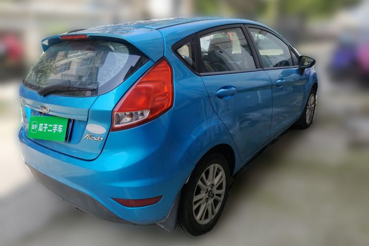 Used Ford Fiesta 2013 Hatchback 1.5L Automatic Fashion Edition Rear Right 45 Deg