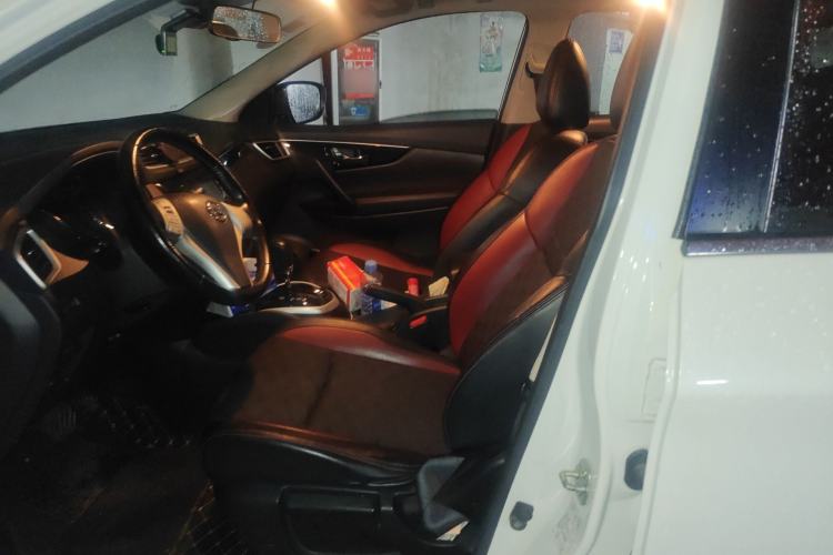 Used Nissan Qashqai 2016 2.0L CVT Luxury Edition Left Front Seat