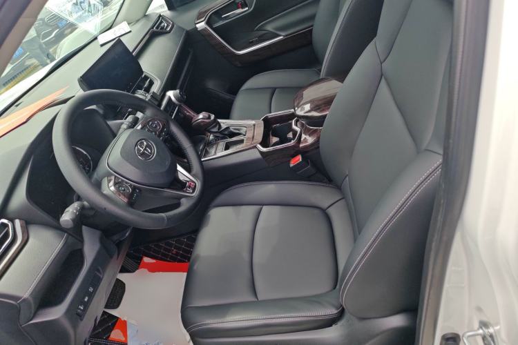 Used Toyota RAV4 2023 2.0L CVT Two-Wheel Drive Fashion Edition Left Front Seat