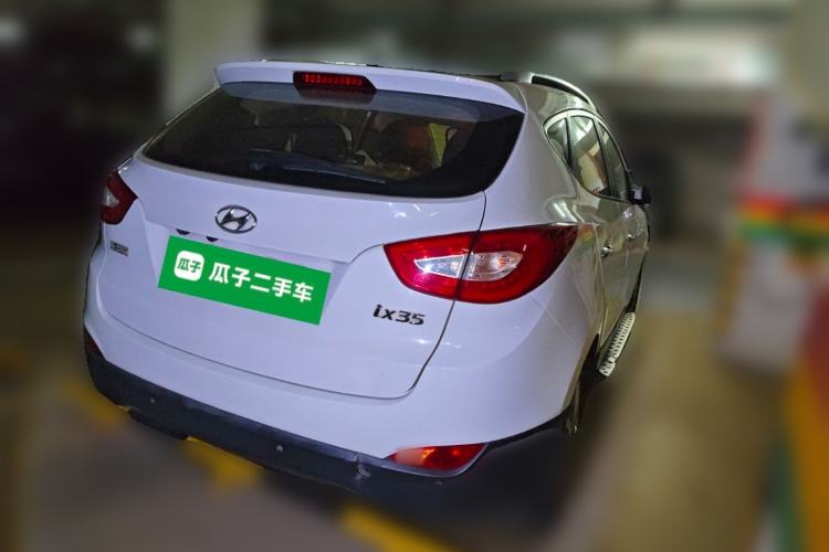 Used Hyundai ix35 2013 2.0L Automatic Two-Wheel Drive Leading GLX China IV Standard Rear Right 45 Deg