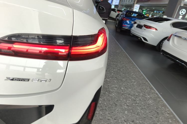 Used BMW X4 2022 xDrive 25i M Sport Package