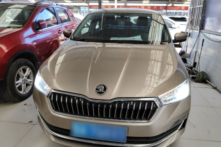 Used Skoda Rapid 2020 1.5L Automatic Comfort Edition
