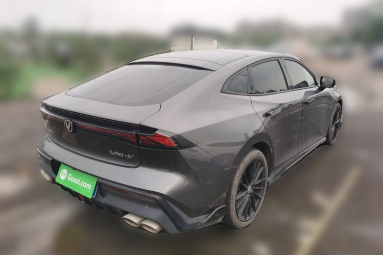 Used CHANGAN UNI-V 2023 1.5T Sport Edition
