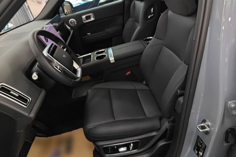 Used Li Auto L8 2025 Ultra Smart Refreshed Edition Left Front Seat