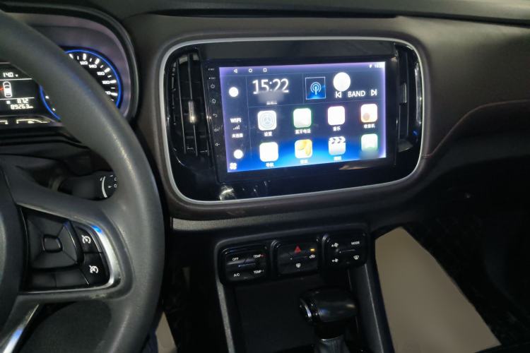 Used GAC Trumpchi GS3 2017 150N Automatic Elite Edition Center Console