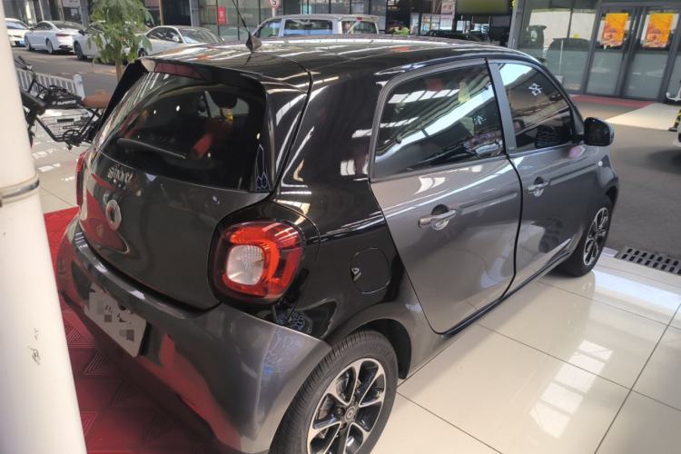 Used smart forfour 2016 1.0L 52 kW Passion Edition