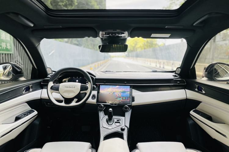 Used Lynk & Co 01 EM-P 2023 1.5TD EM-P Dawn Edition