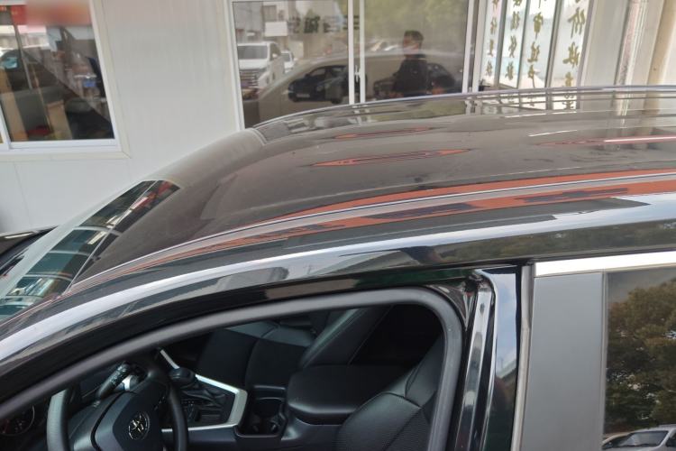 Used Toyota Wildlander 2023 2.0L CVT Two-Wheel Drive Leading Edition Roof