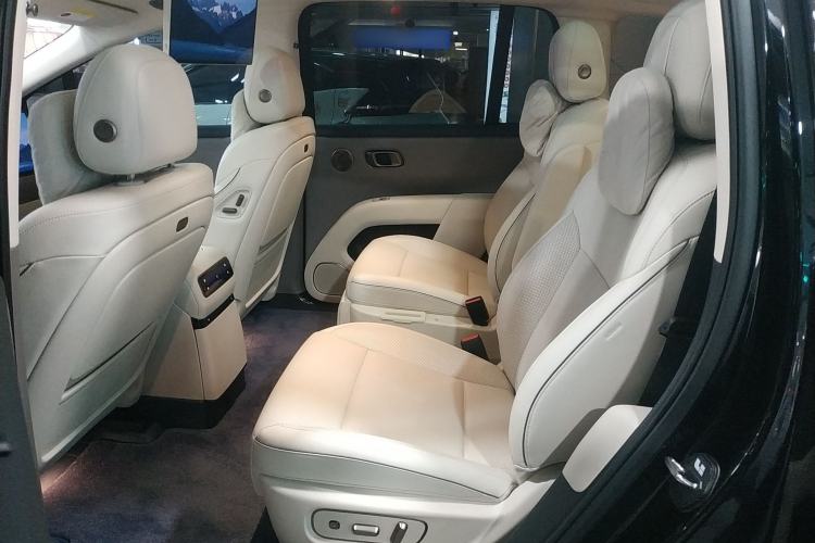 Used Li Auto Li Auto i8 2025 Model Standard Version