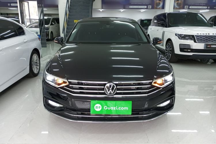 Used Volkswagen Magotan 2020 330TSI DSG Luxury Edition Front
