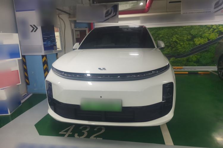 Used Li Auto L6 2024 Pro Model Front