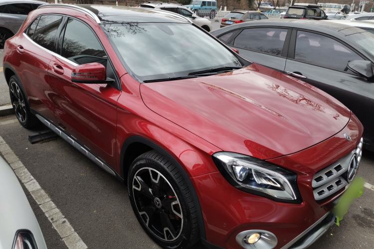 Used Mercedes-Benz GLA 2017 GLA 220 4MATIC Fashion Model
