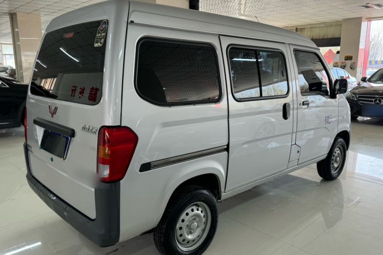 Used Wuling Zhiguang 2023 1.5L Practical Version 5/7 Seats
