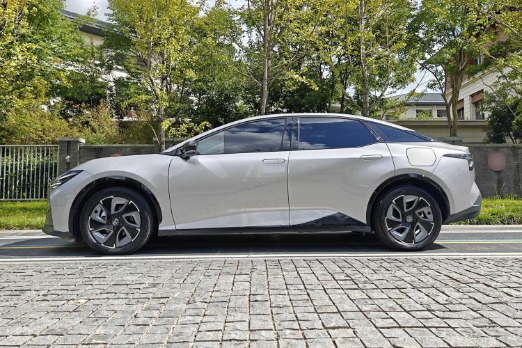 Used Toyota bZ3 2024 517 km Elite PRO
