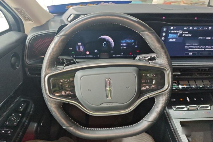 Used Lincoln Corsair 2024 2.0T Four-Wheel Drive Prestige Edition Steering Wheel